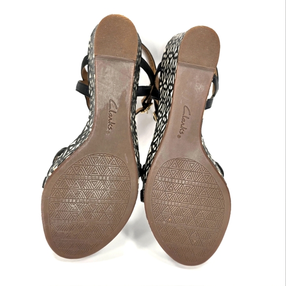 Clarks Artison NEW!! Amelia Avery, Black Leather, Wedge Sandal. Women's 9.5M - Picture 12 of 12